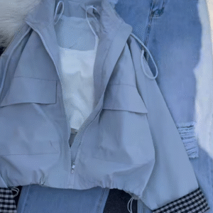 Utility Zip-Up Windbreaker with Straight-Cut Ripped Jeans – Urban Cool Look for Everyday Wear